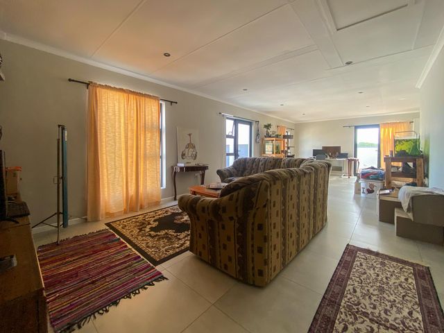 2 Bedroom Property for Sale in Vermont Western Cape